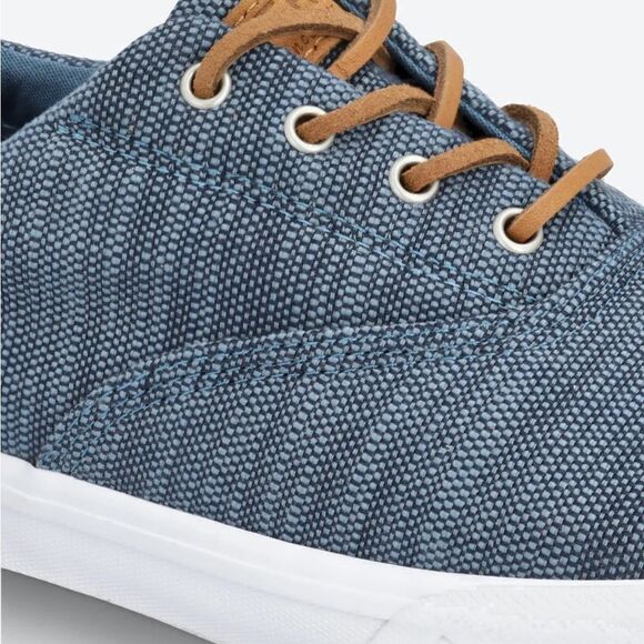 SPERRY Striper II Baja Sneaker in RED (Not blue in stock)size 11 NWT in packagin - Picture 3 of 10